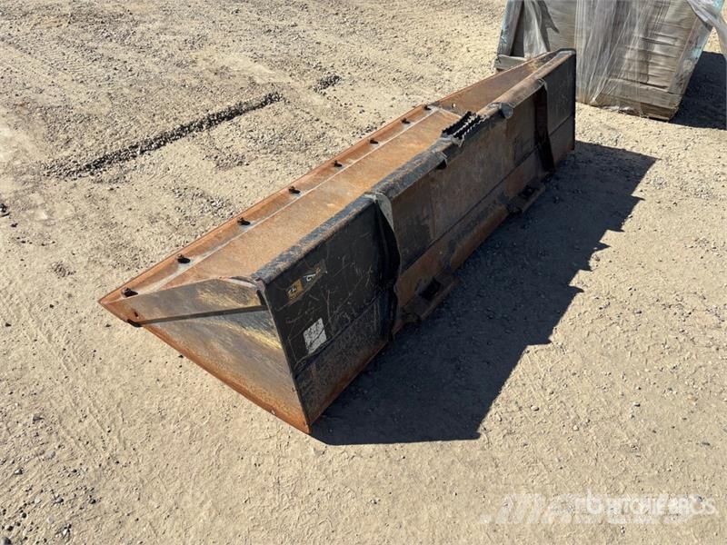 83 in Skid Steer Bucket Kanalak