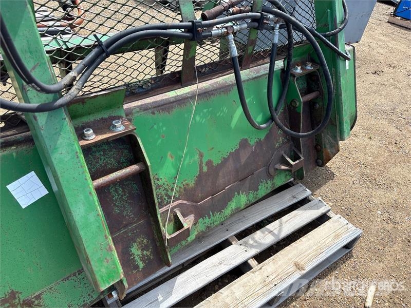 84 in Grapple Bucket Godet