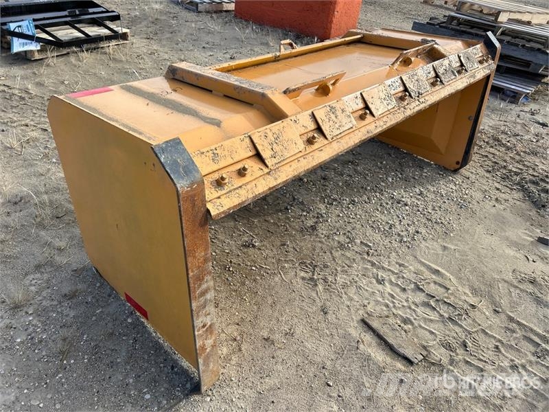  84 in Skid Steer Snow Pusher Hóeltakarítók