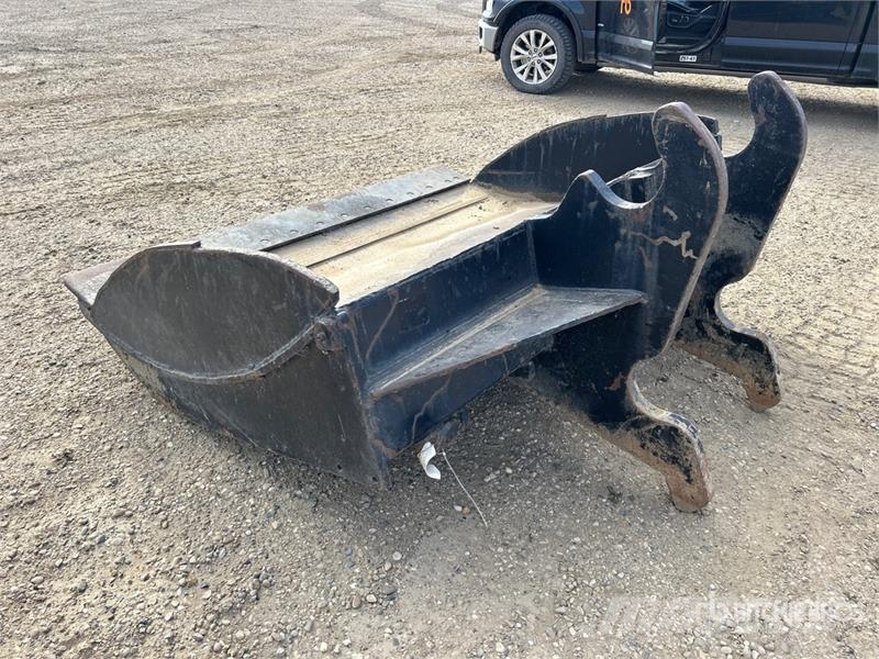  85 in Q/C Excavator Chuck Blade Lame