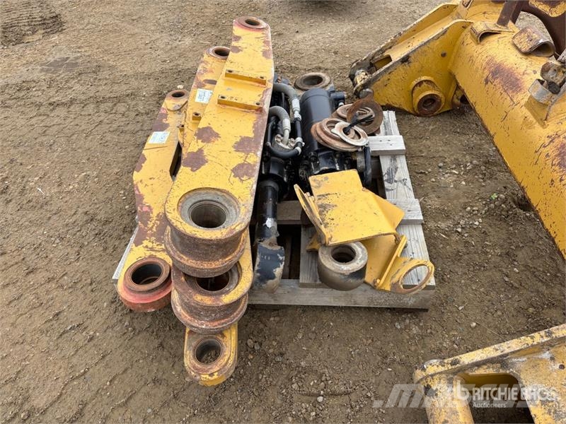  86 in Multi Shank Crawler Tractor Ripper مكونات أخرى
