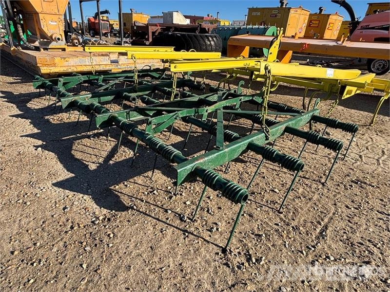 9 ft 4 in 3-Point Cultivator Kultivátorok
