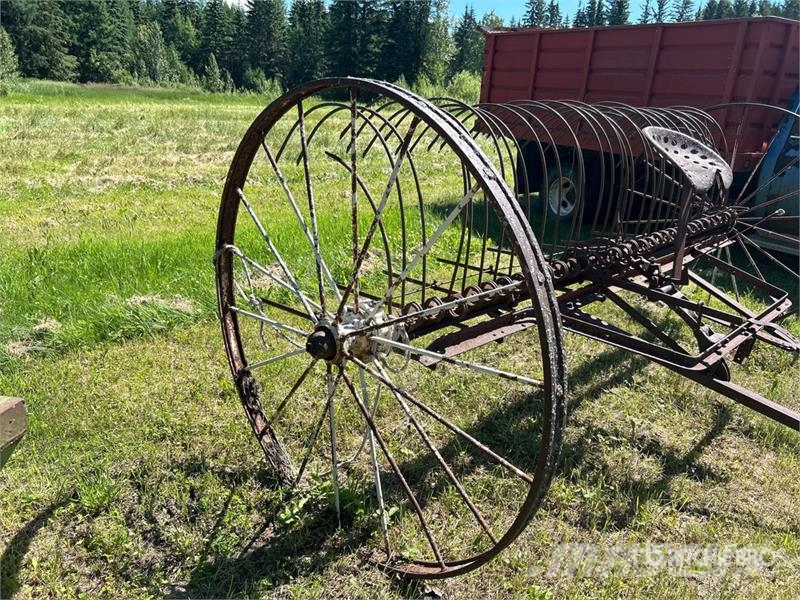 9 ft Antique Hay Rake Rakes and tedders