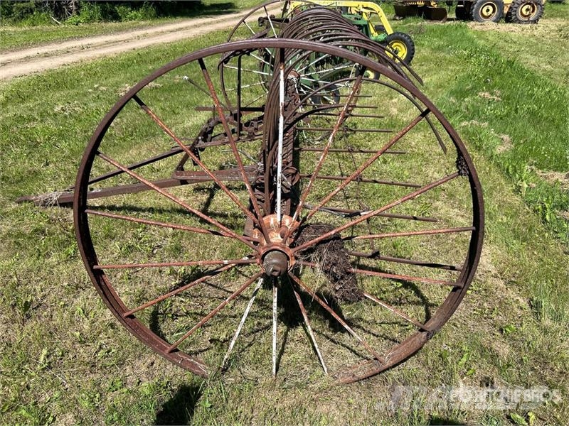 9 ft Antique Hay Rake Rakes and tedders