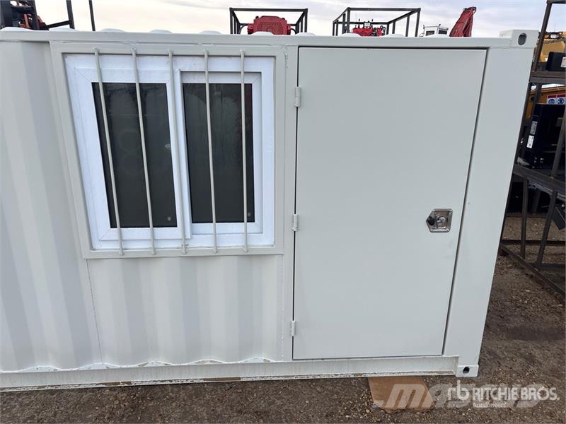 9 ft Storage Container (Unused) Container per immagazzinare