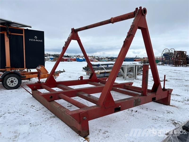  9 ft x 12 ft Reel Stand ماكينات منفعة عامة