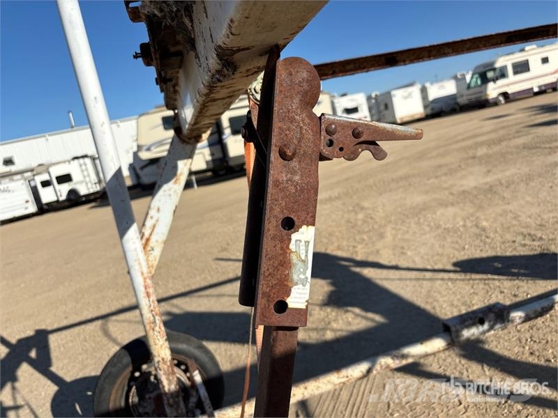 9 ft x 8 ft Boat Lift Sonstige Landmaschinen