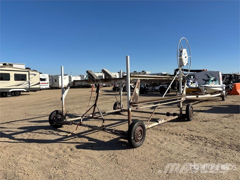 9 ft x 8 ft Boat Lift Sonstige Landmaschinen