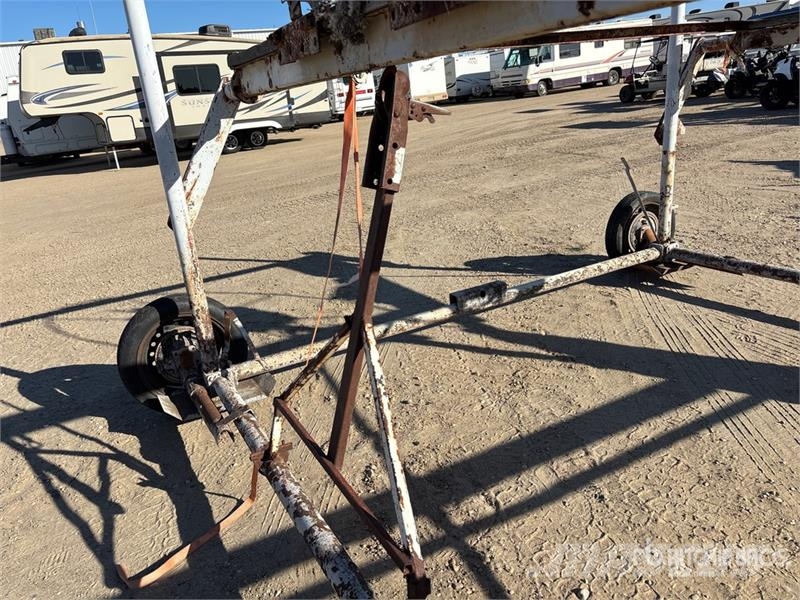 9 ft x 8 ft Boat Lift Sonstige Landmaschinen