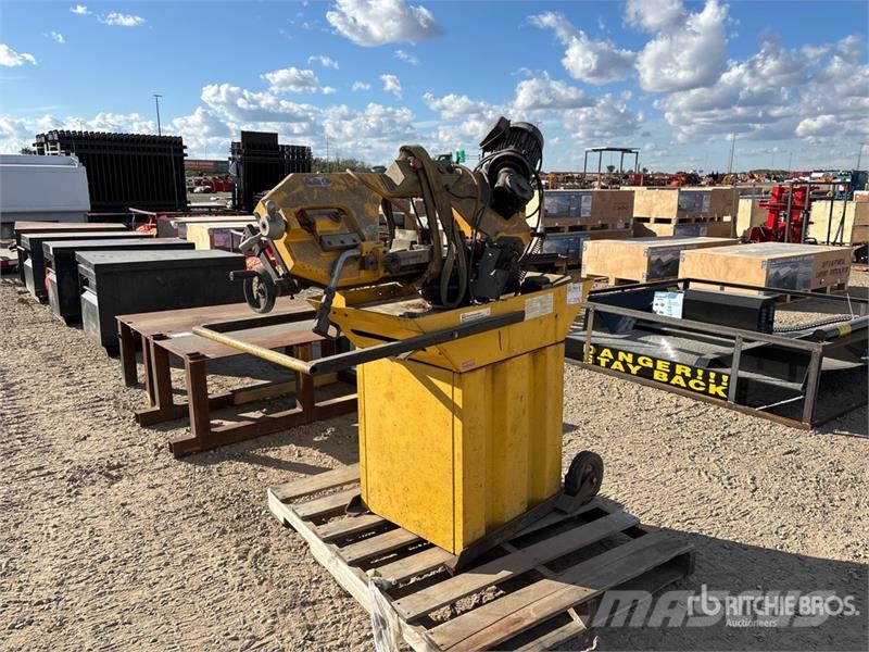  9 in Metal Cutting Band Saw Muu