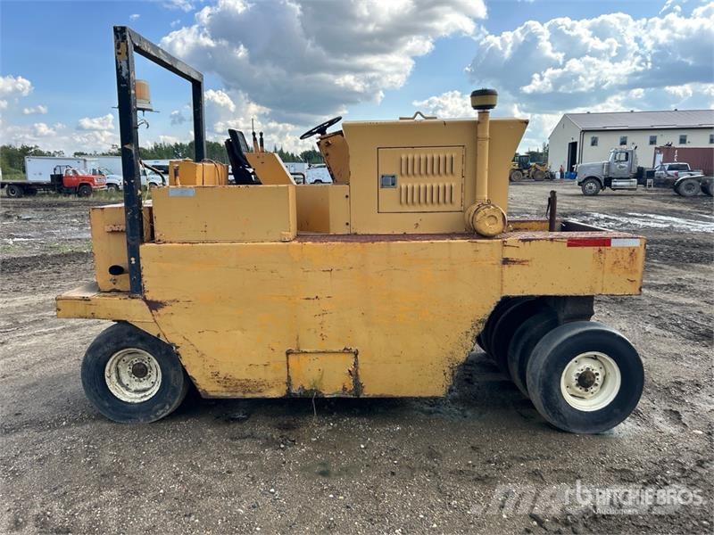 9 Wheel Pneumatic Roller Пневматичні катки
