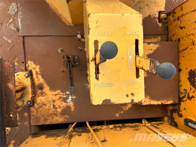 9 Wheel Pneumatic Roller Пневматичні катки
