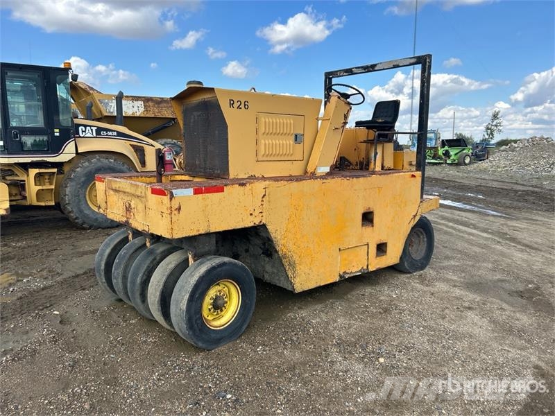 9 Wheel Pneumatic Roller Пневматичні катки