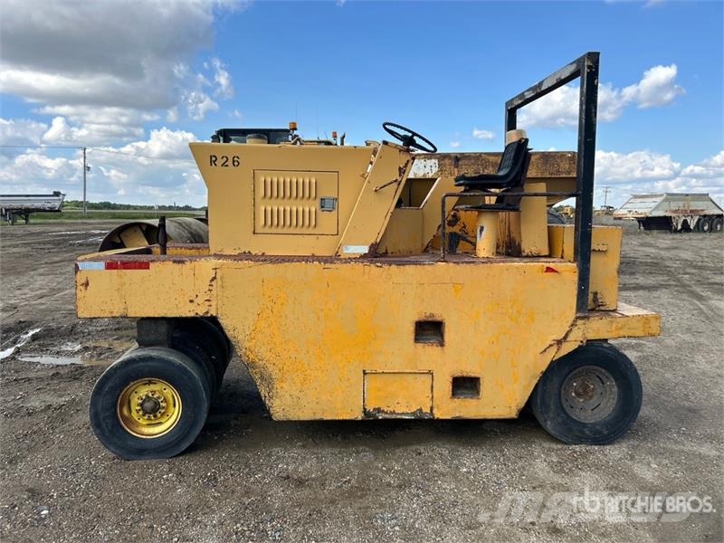 9 Wheel Pneumatic Roller Пневматичні катки