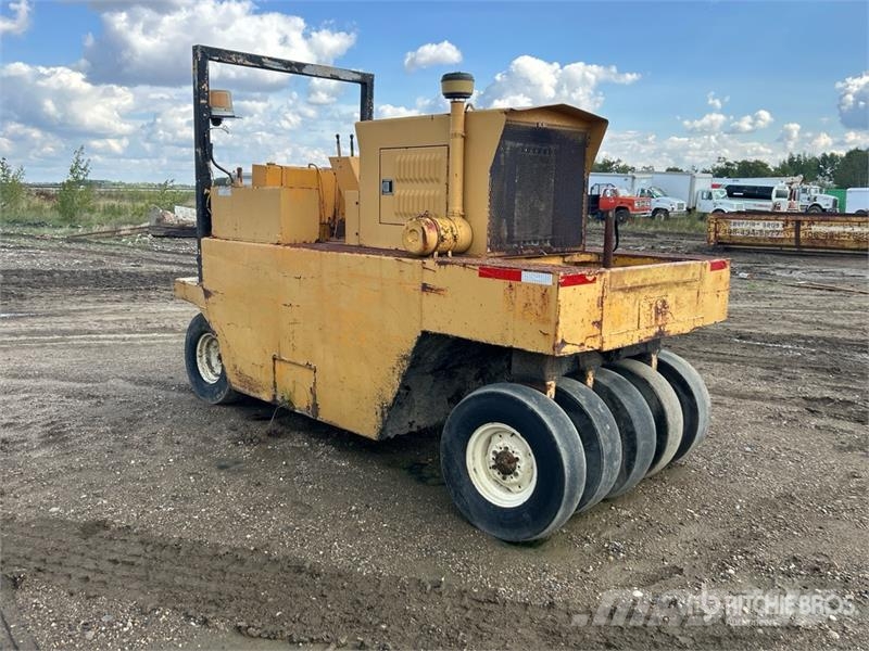 9 Wheel Pneumatic Roller Пневматичні катки