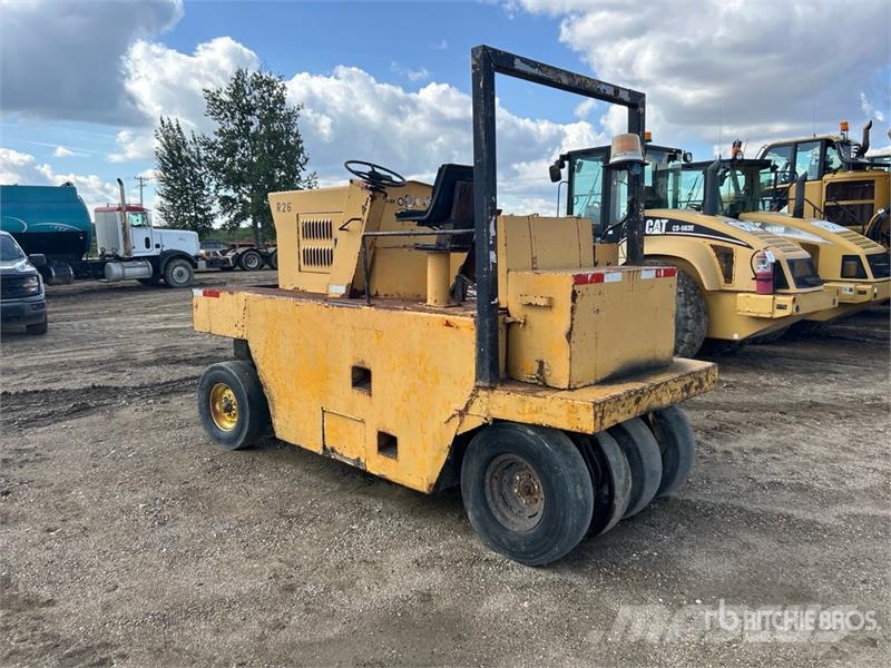 9 Wheel Pneumatic Roller Пневматичні катки