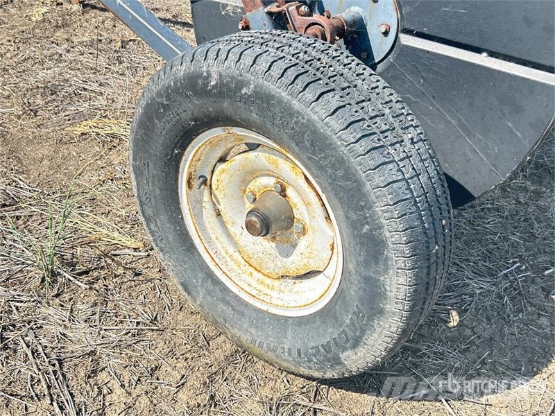 90 in Poly Swath Roller Řádkovací žací stroje
