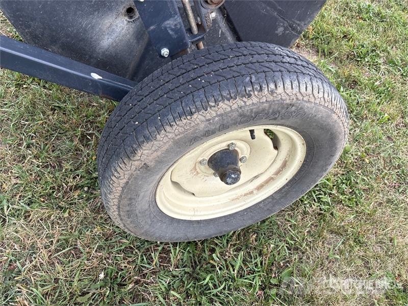 91 in Poly Swath Roller Řádkovací žací stroje