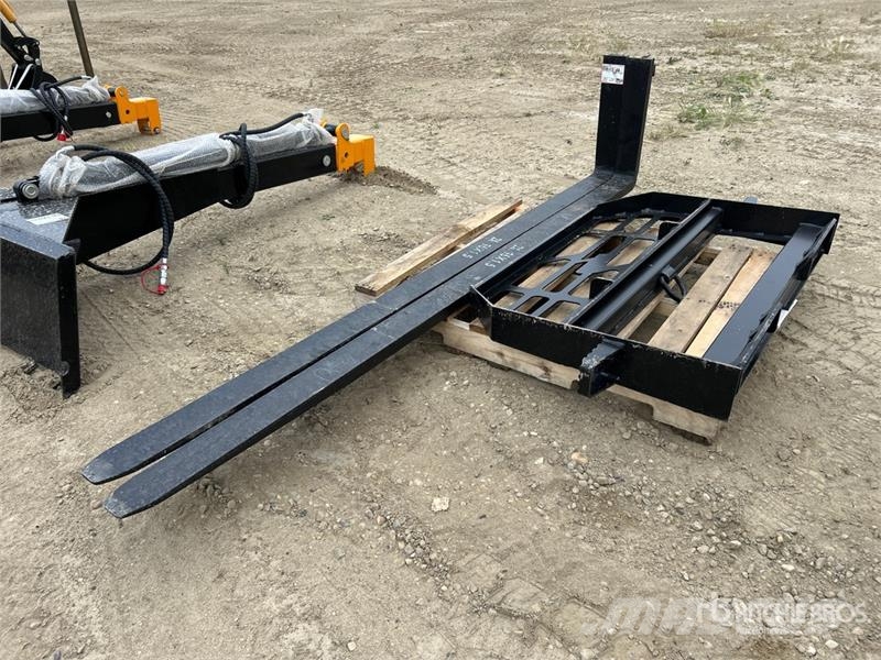  96 in Skid Steer Forks (Unused) Gabeln