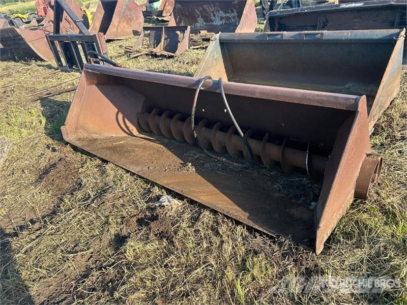 99 in Feeding Skid Steer Bucket Godet