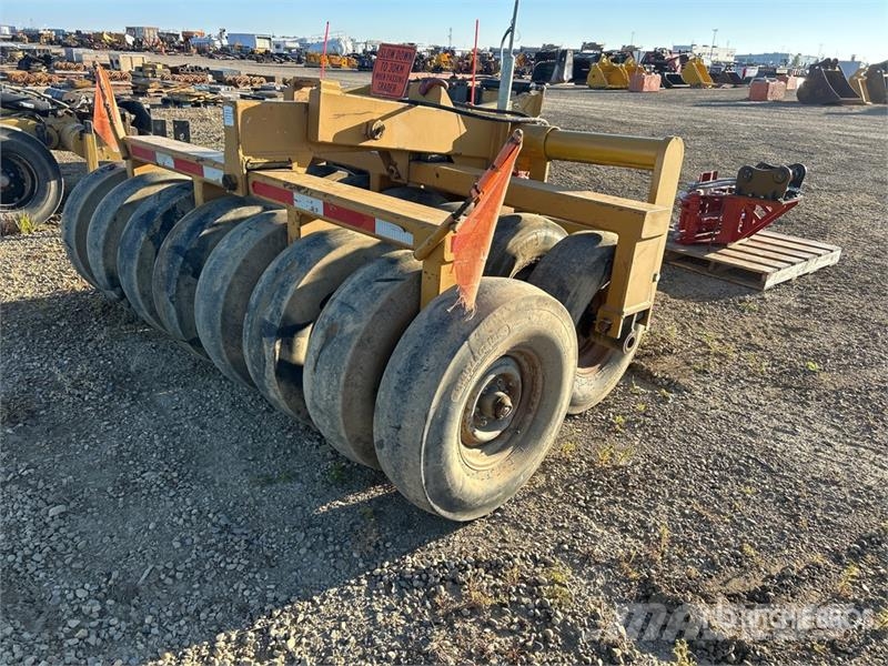  9ft Wide Pull Behind Roller Rouleaux vibrants tractés