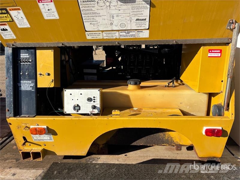 Abu 24 ft Tri/A Combo Tilt Deck Trailer Low loaders