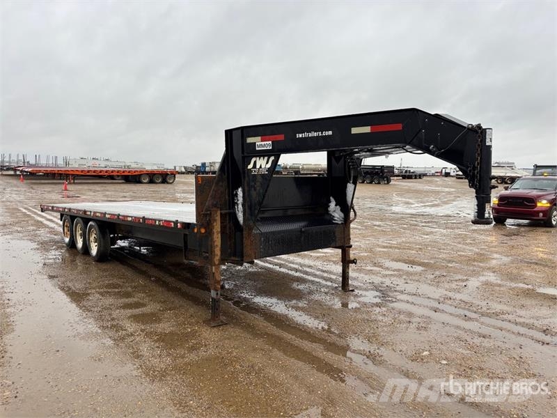 Abu 25 ft Tri/A Gooseneck Flatbed Trailer Planhengere