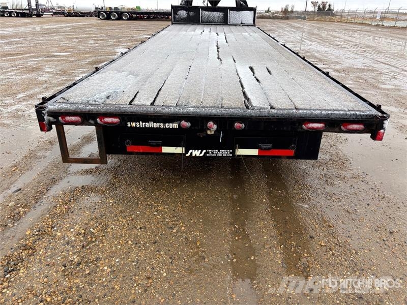 Abu 25 ft Tri/A Gooseneck Flatbed Trailer Planhengere