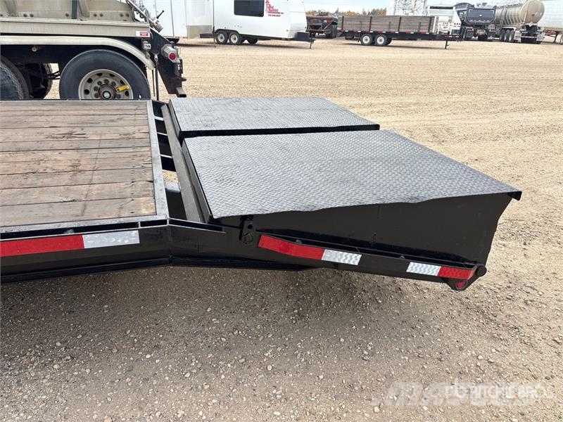 Abu E10236DG370 36 ft Tri/A Gooseneck Equipment Traile Rimorchio per il trasporto di veicoli