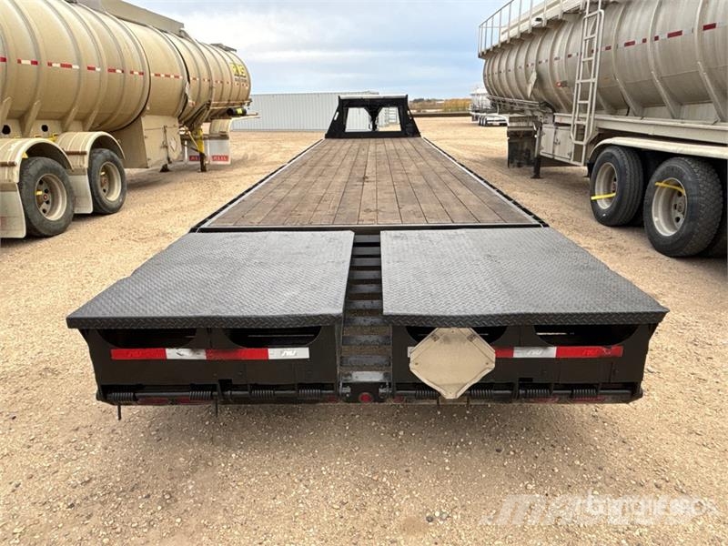 Abu E10236DG370 36 ft Tri/A Gooseneck Equipment Traile Rimorchio per il trasporto di veicoli