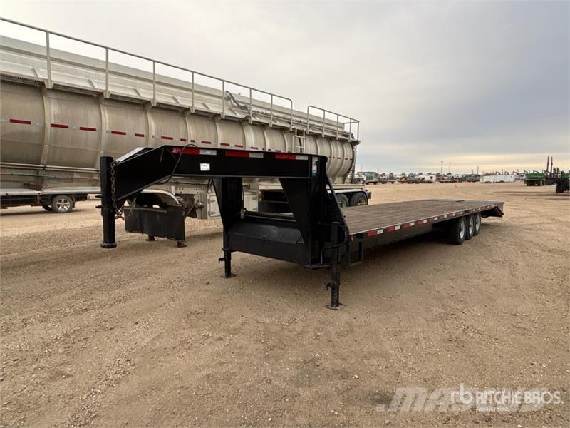 Abu E10236DG370 36 ft Tri/A Gooseneck Equipment Traile Rimorchio per il trasporto di veicoli
