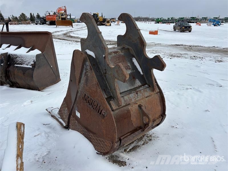 Accurate Fabricating 40 in Digging Excavator Bucket - Fits 350 دلاء