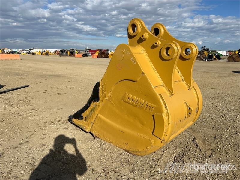 Accurate Fabricating 54 in Digging Excavator Bucket - Fits Cat 349 دلاء