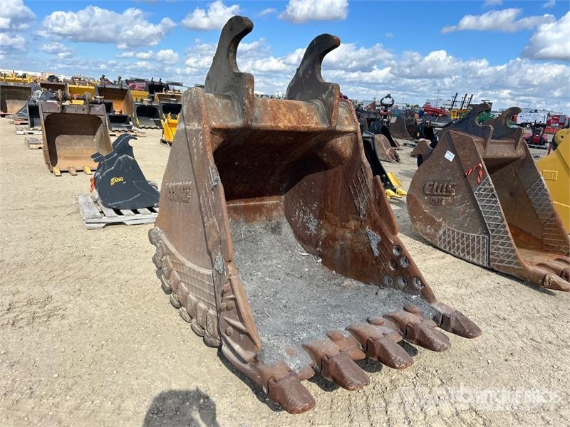 Accurate Fabricating 54 in Excavator Bucket دلاء