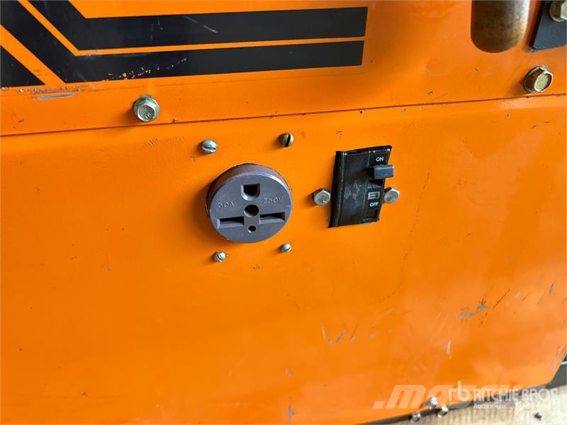 Acklands 140 A Arc Engine Driven Welder Welding Equipment