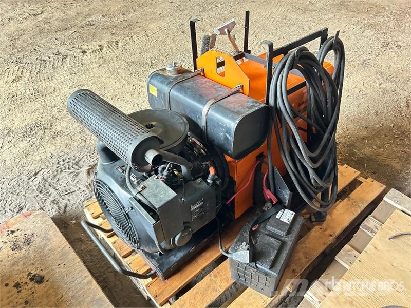  Acklands 140 A Arc Engine Driven Welder Welding Equipment