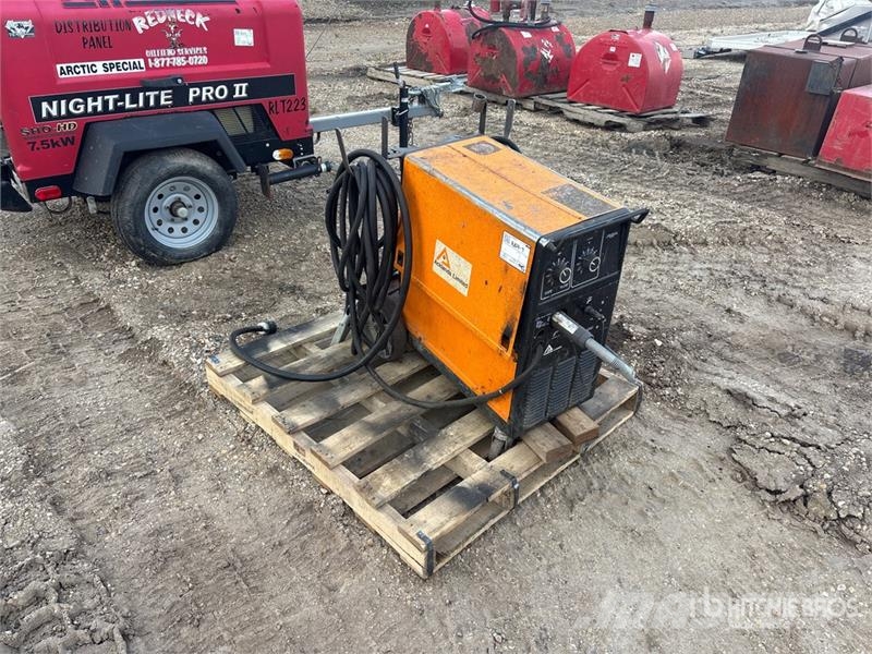  Acklands Limited AK-Matic 1250 200 A MIG Electric  Metināšanas iekārtas
