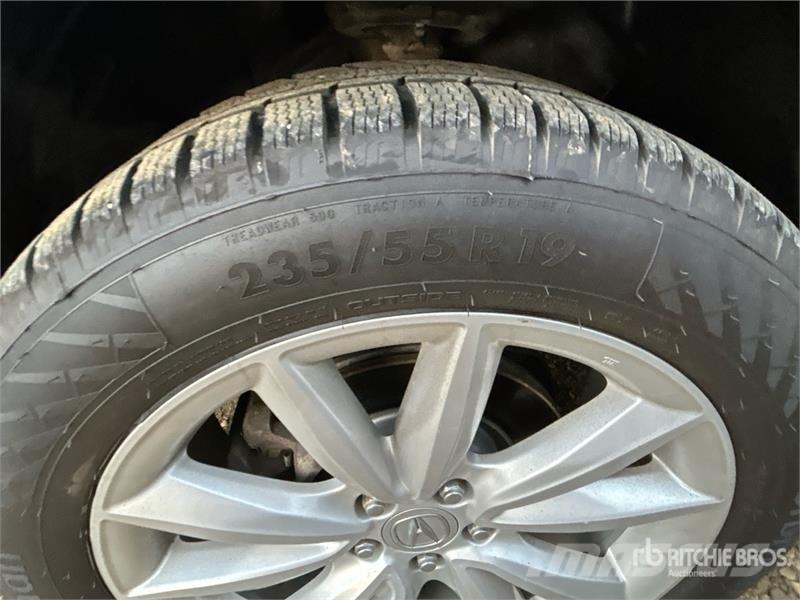 Acura RDX AWD SUV PKWs