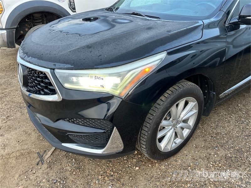 Acura RDX AWD SUV PKWs