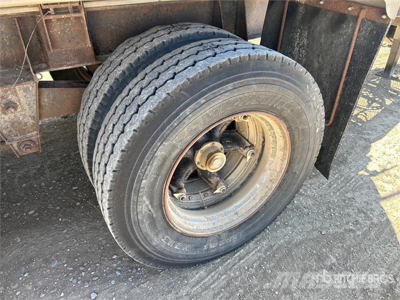 Advance TDM 15709 L Pup Water Tank Trailer Ďalšie nákladné vozidlá