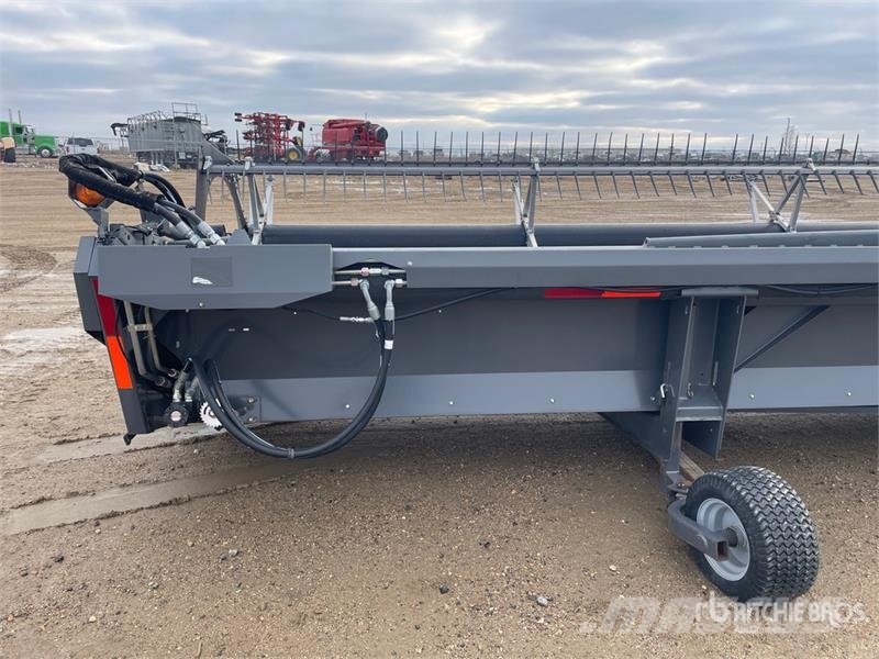 Agco 5200 36 ft Draper Windrower Header Sakupljači