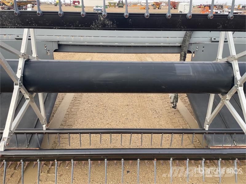 Agco 5200 36 ft Draper Windrower Header Sakupljači