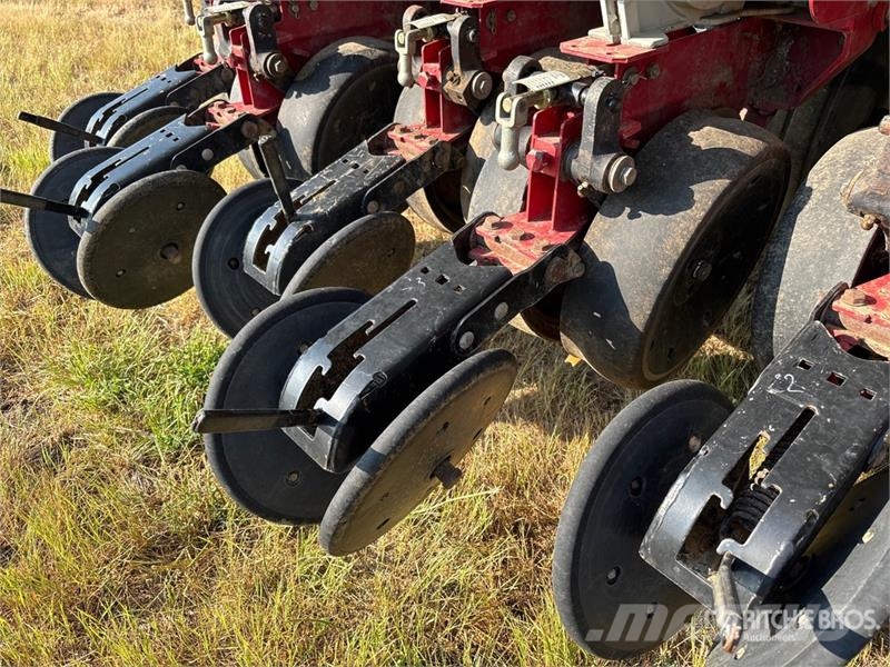 Agco 8500 31 Row No-Till Planter Plantadoras