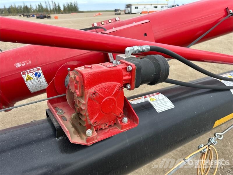 AGI 1394 13 in x 94 ft Swing Grain Auger (Inoperable) Attrezzature di trasporto