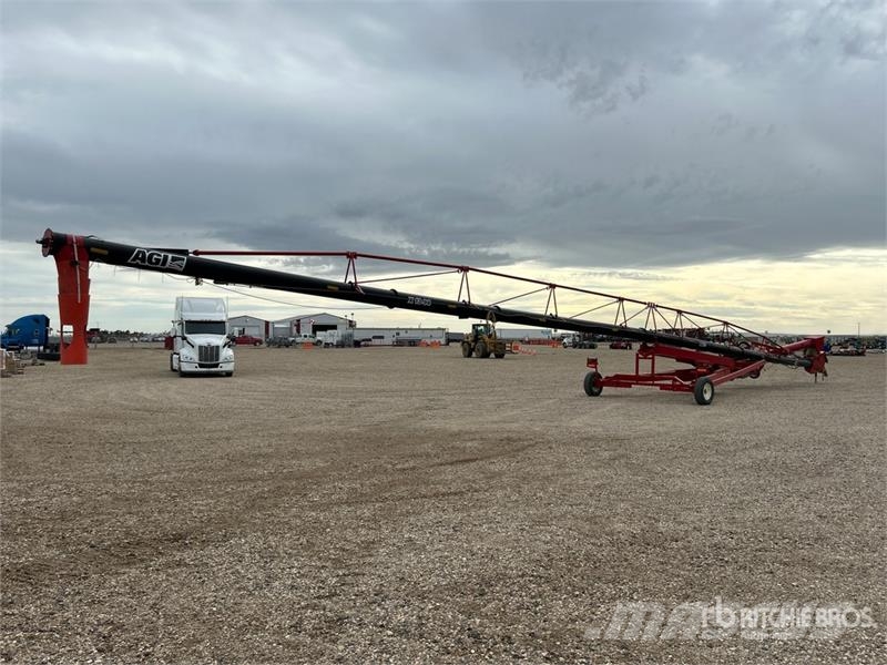 AGI 1394 13 in x 94 ft Swing Grain Auger (Inoperable) Attrezzature di trasporto