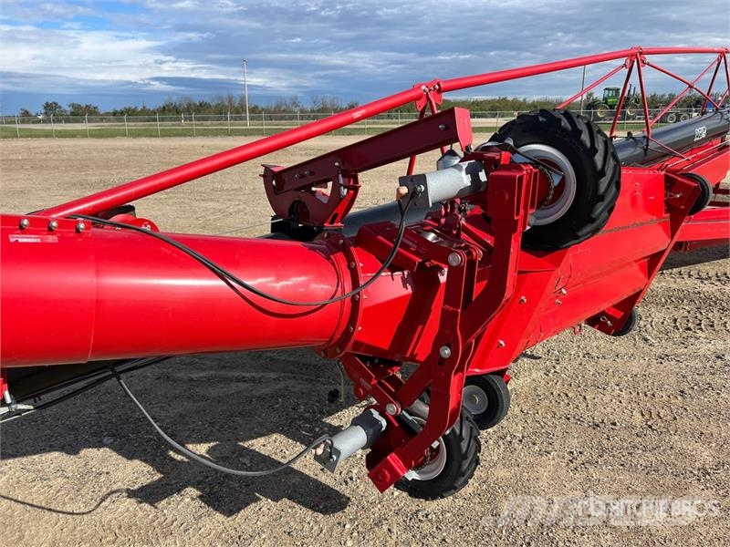 AGI 1394 13 in x 94 ft Swing Grain Auger معدات نقل
