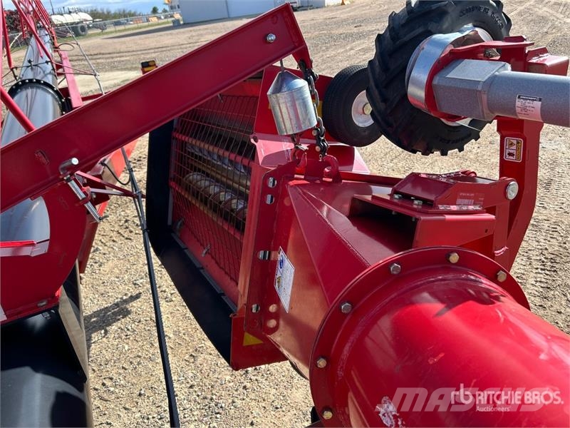 AGI 1394 13 in x 94 ft Swing Grain Auger معدات نقل
