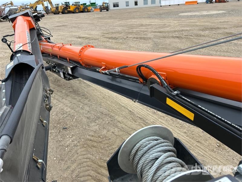 AGI BCX15100SD 15 in x 100 ft Swing Grain Conveyor معدات نقل