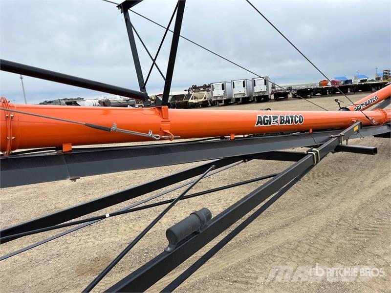 AGI BCX15100SD 15 in x 100 ft Swing Grain Conveyor معدات نقل