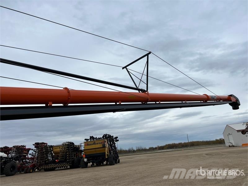 AGI BCX15100SD 15 in x 100 ft Swing Grain Conveyor معدات نقل